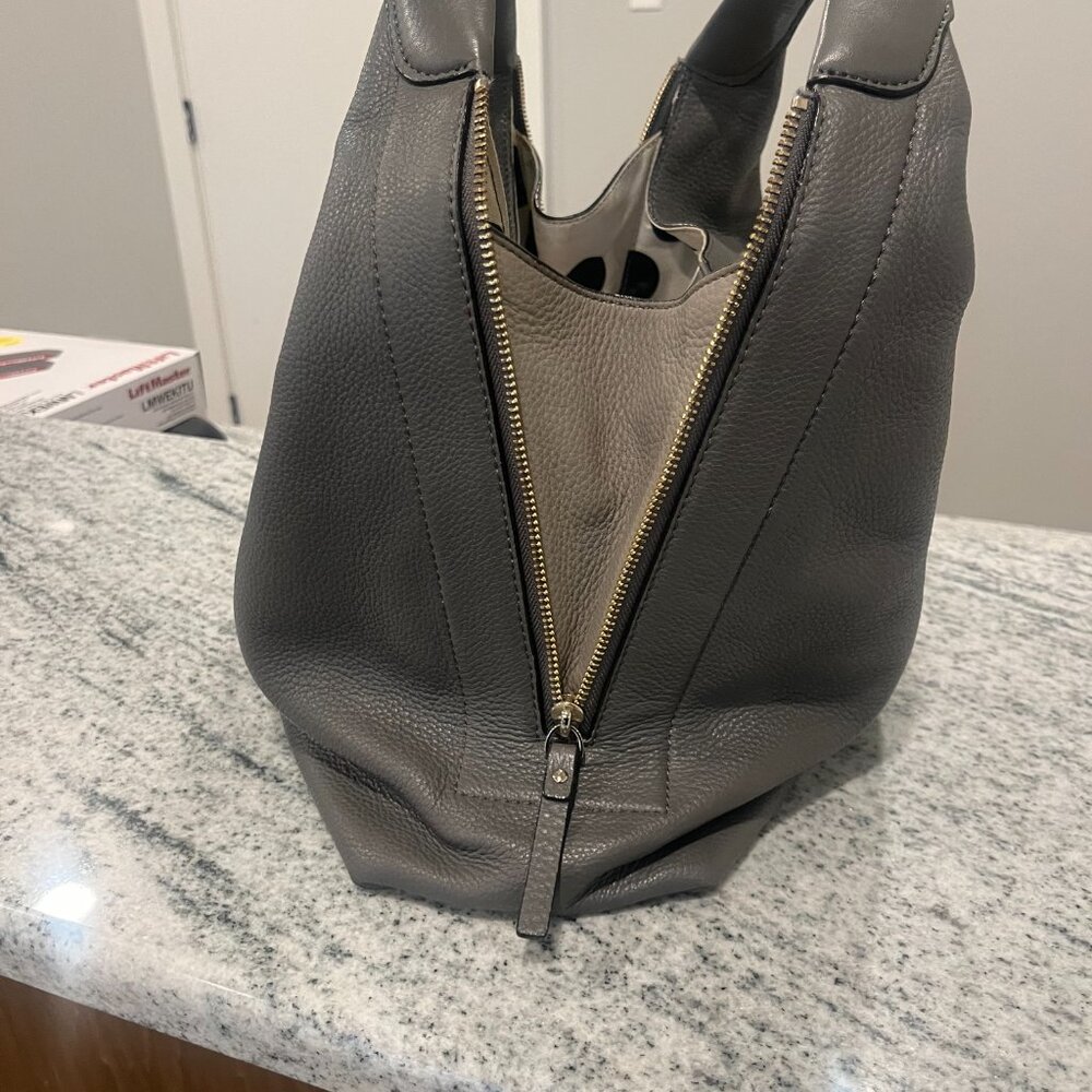 Kate Spade Purse - Picture 6 of 6
